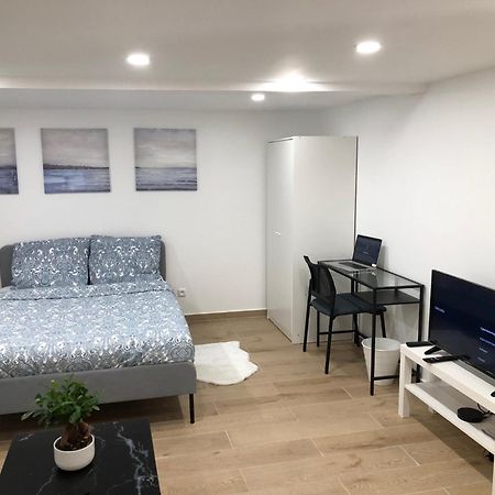 Grand F2 Confortable Saint-Denis  Exterior foto